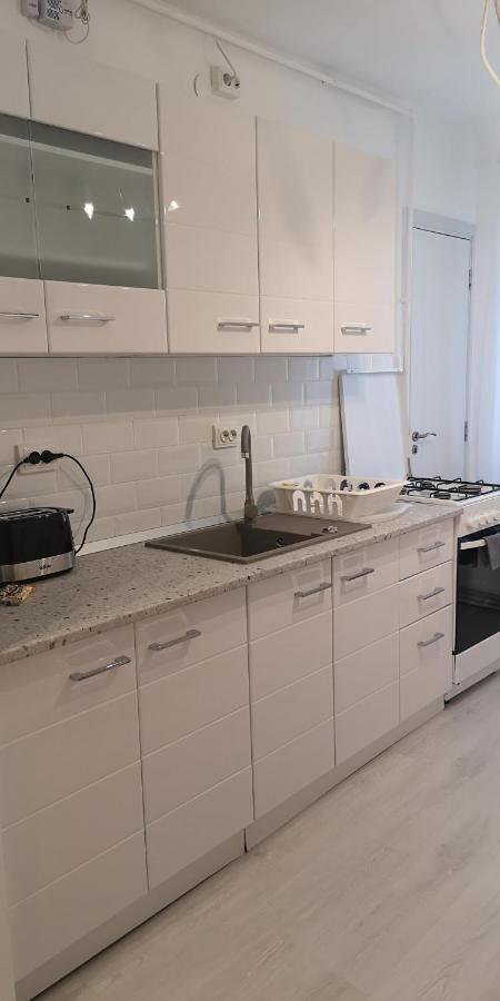 Diamond Apartment Targu Mures Exterior photo