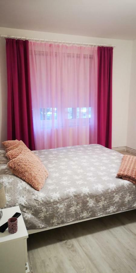 Diamond Apartment Targu Mures Exterior photo
